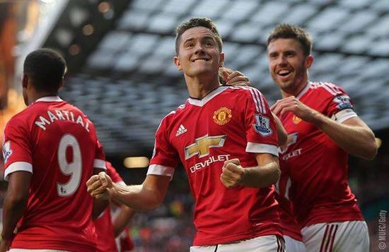 划在比赛当 划在比赛当